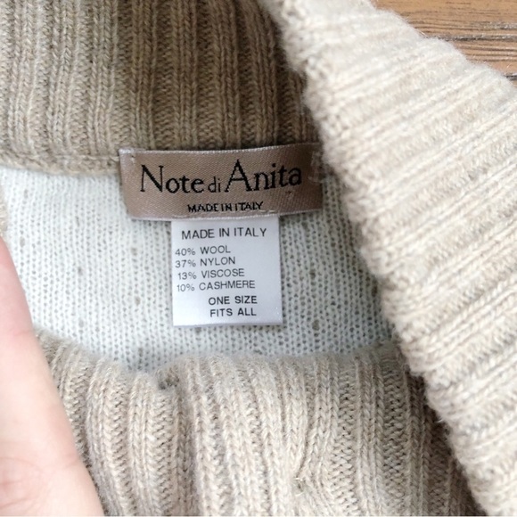 Note di Anita • cashmere knit sweater cape poncho button front beige chevron - Picture 4 of 8